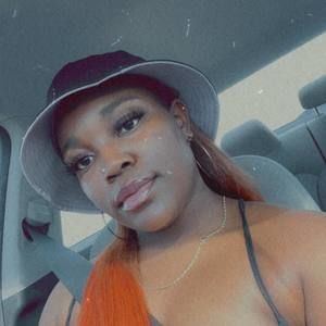 Meet your Posher, Agneta